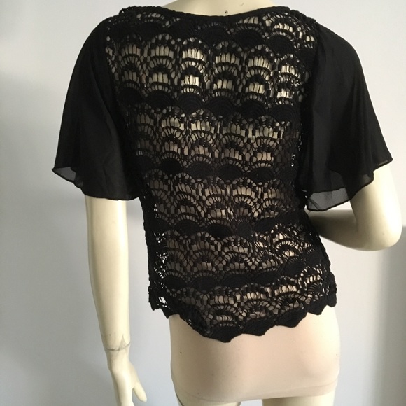 Bcbgmaxazria Black flutter short sleeve crochet top. size small - Picture 5 of 7